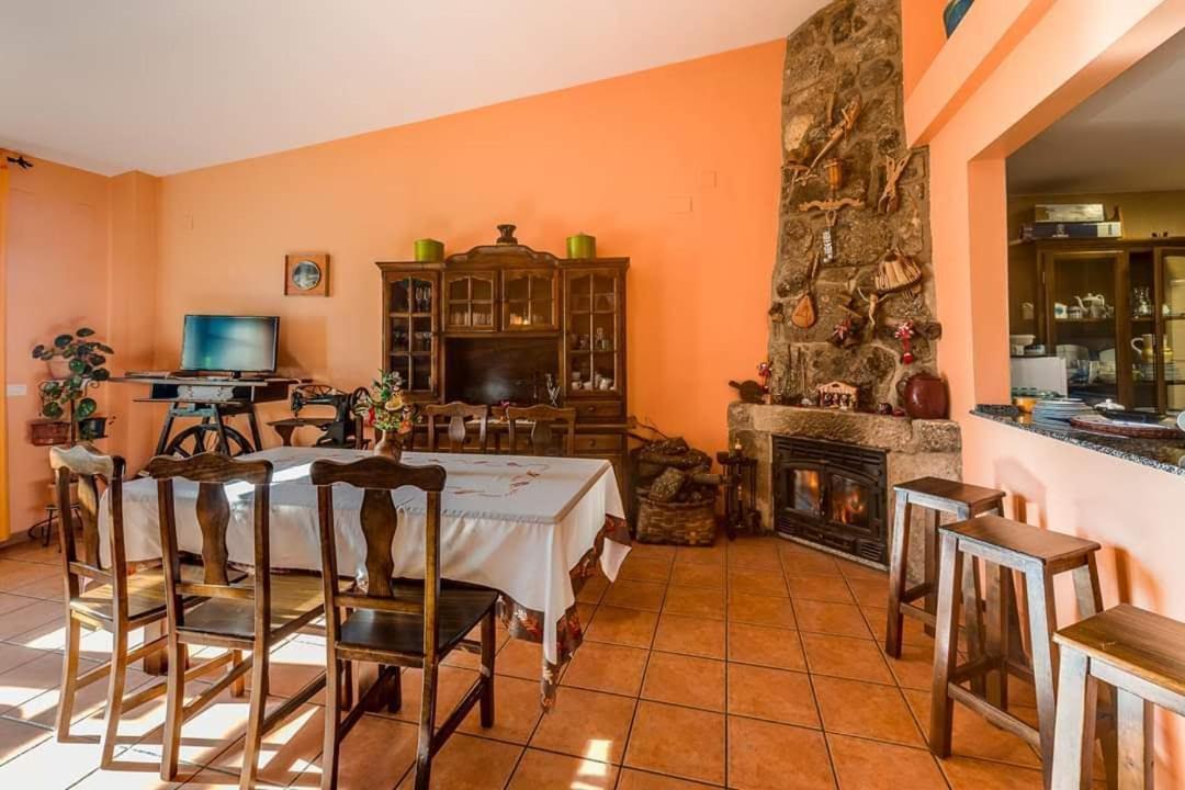 Apartamentos & Casa Rural Boada Con Jardin Interior Y Barbacoa Villamiel Екстер'єр фото